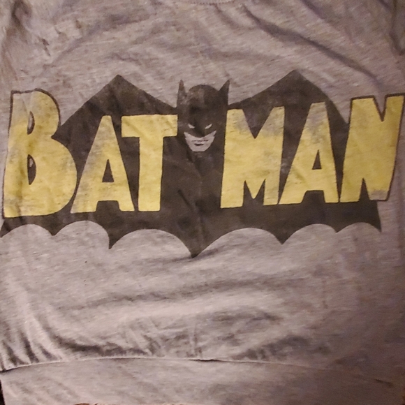 Batman SM Gray Cropped Pullover Graphic Sweater - Picture 2 of 3